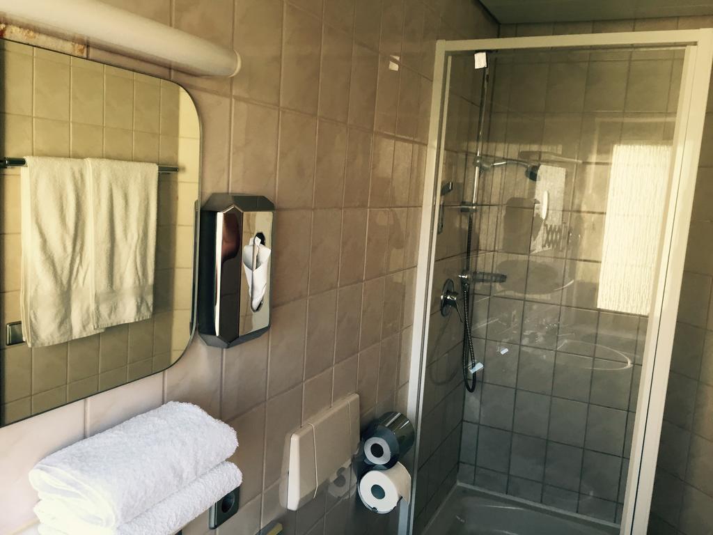 Motels21 Sersheim Kültér fotó