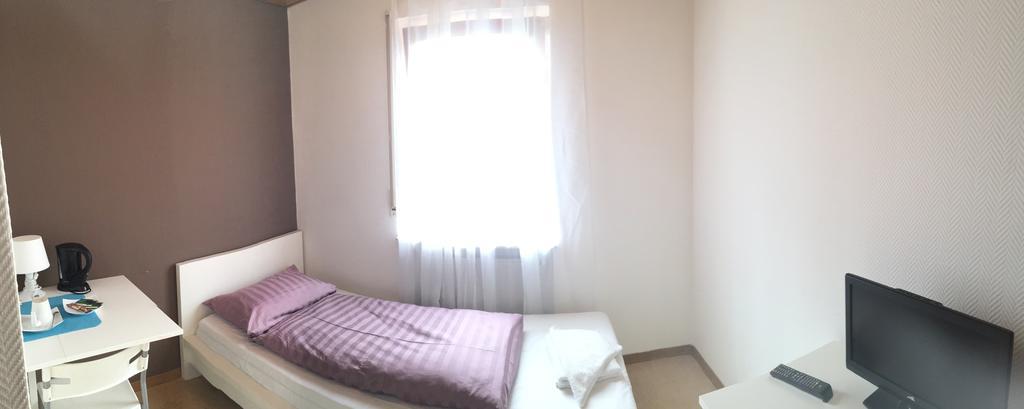 Motels21 Sersheim Szoba fotó