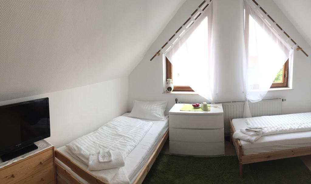 Motels21 Sersheim Szoba fotó
